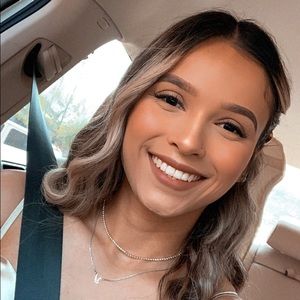 Meet your Posher, Yaritza